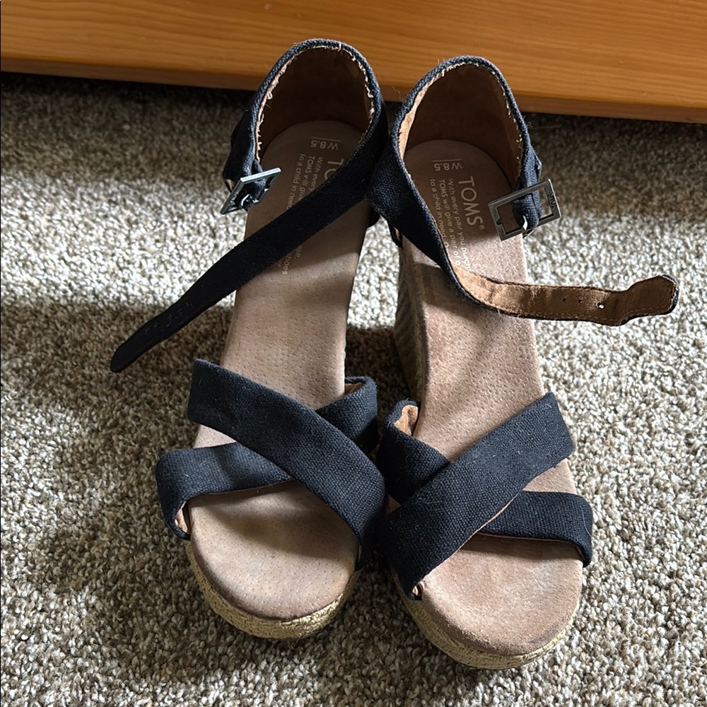 TOMS Women's Black Sandals